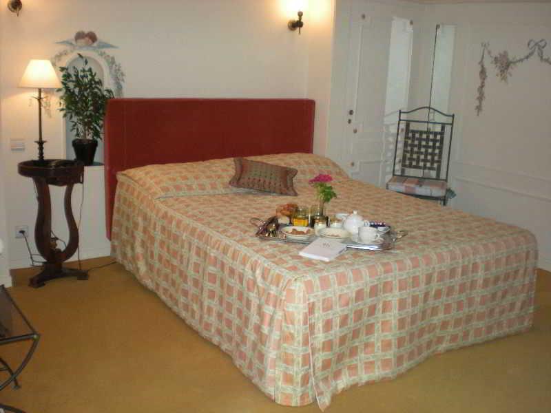 Hotel-Restaurant Ricordeau Loué المظهر الخارجي الصورة