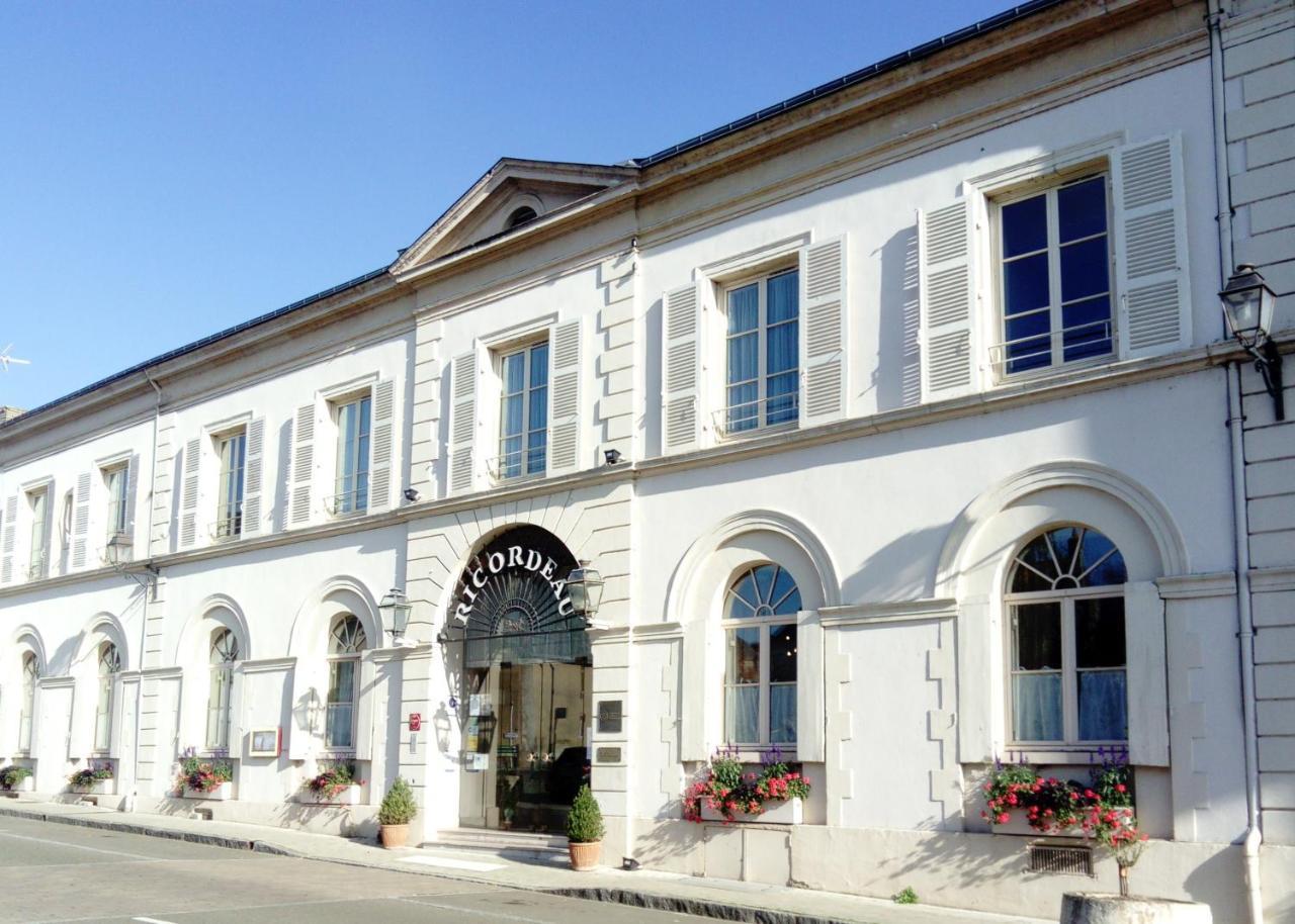 Hotel-Restaurant Ricordeau Loué المظهر الخارجي الصورة