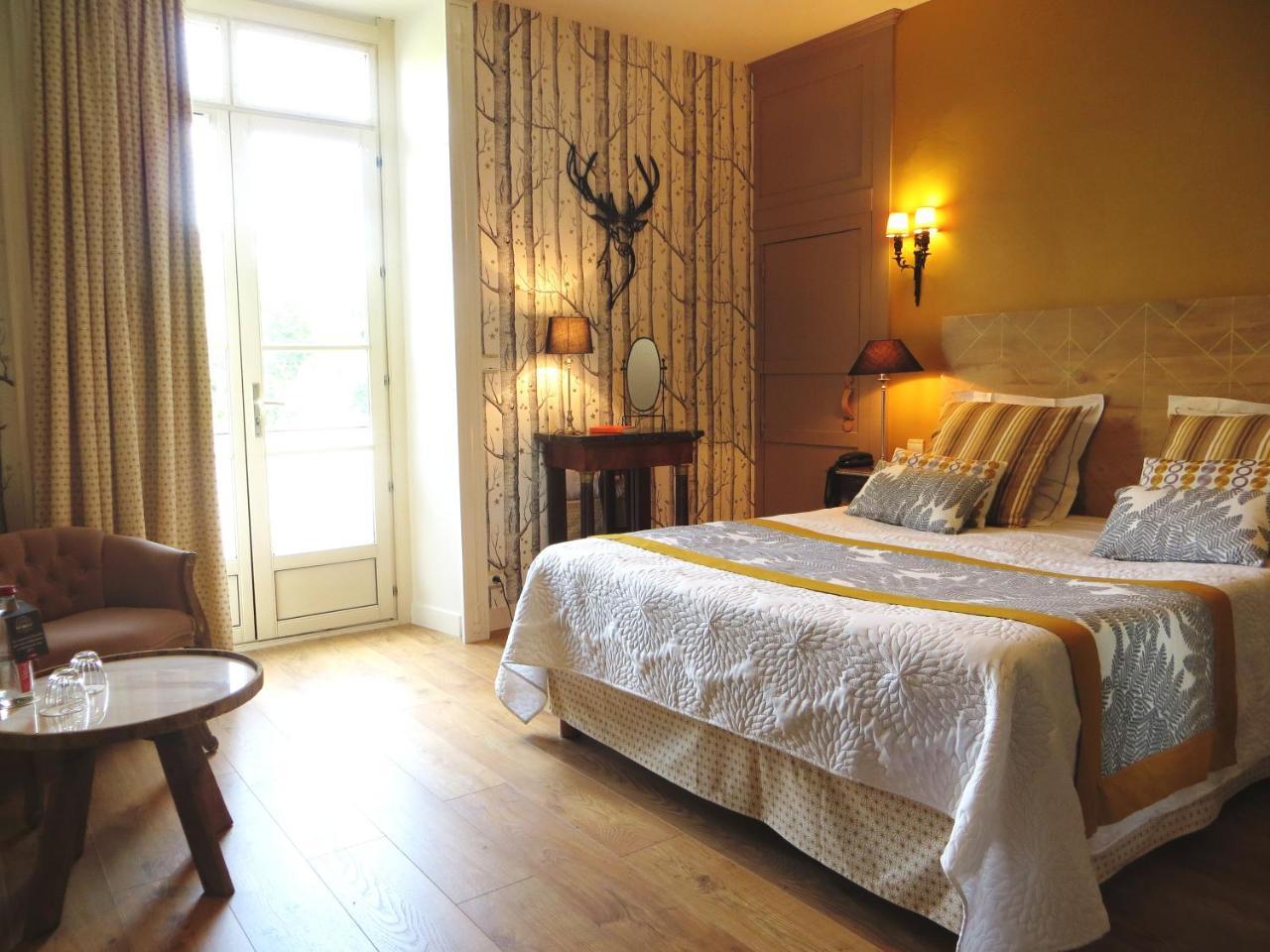 Hotel-Restaurant Ricordeau Loué المظهر الخارجي الصورة